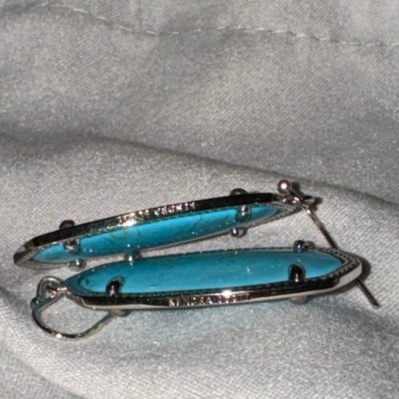 Kendra Scott Earrings - Picture 5 of 5